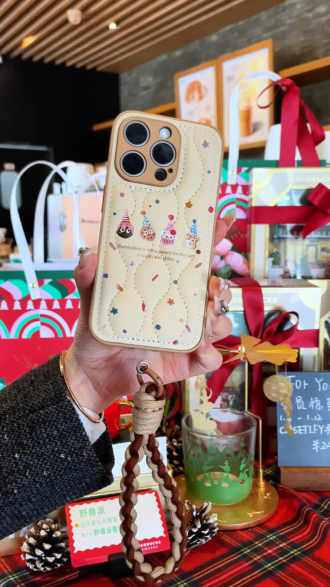 Pehelykönnyű, hangulatos: elegáns, süti ihletésű iPhone-tok a divatirányítóknak