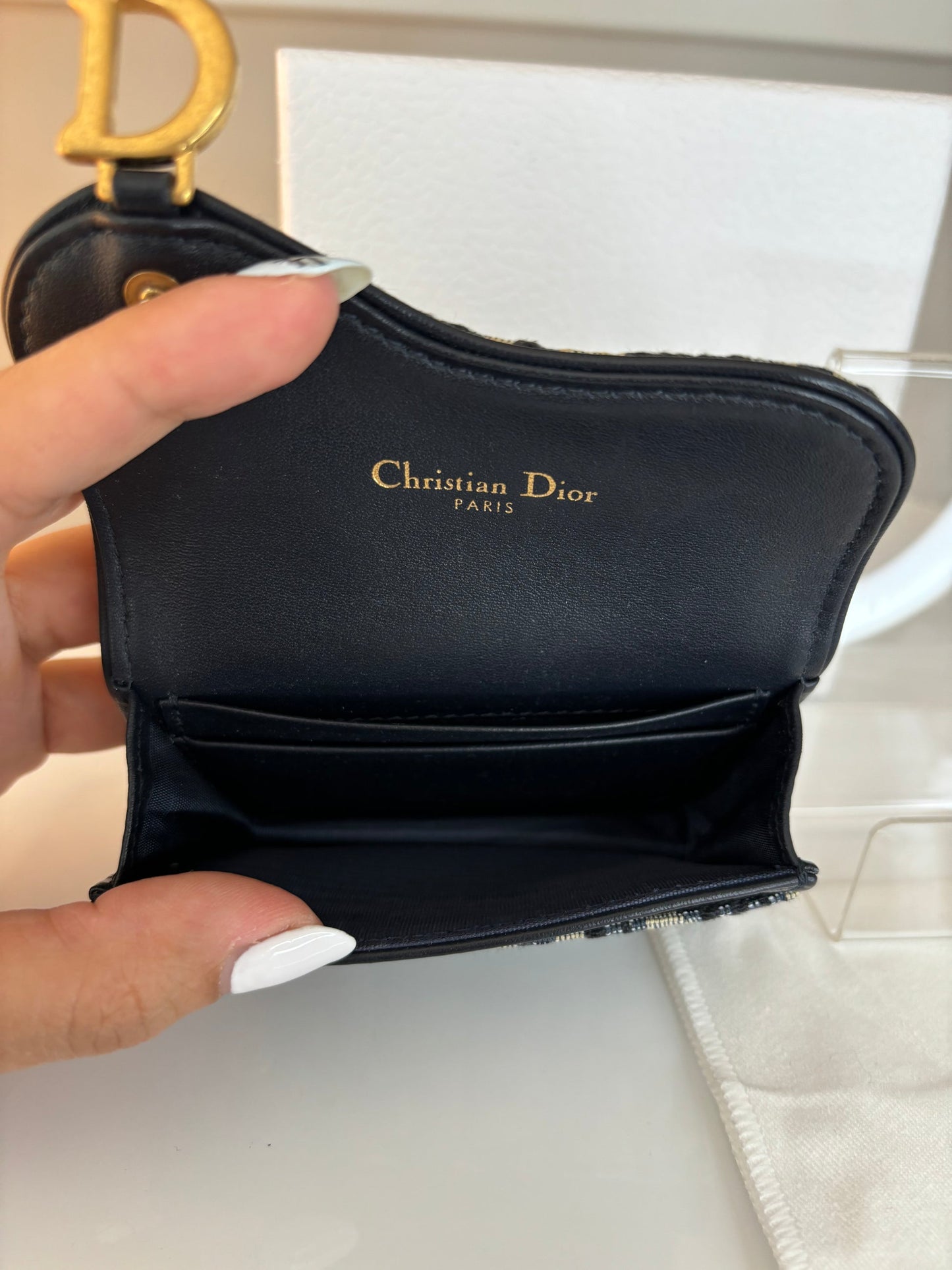 Klassisk Saddle Bloom Card-plånbok