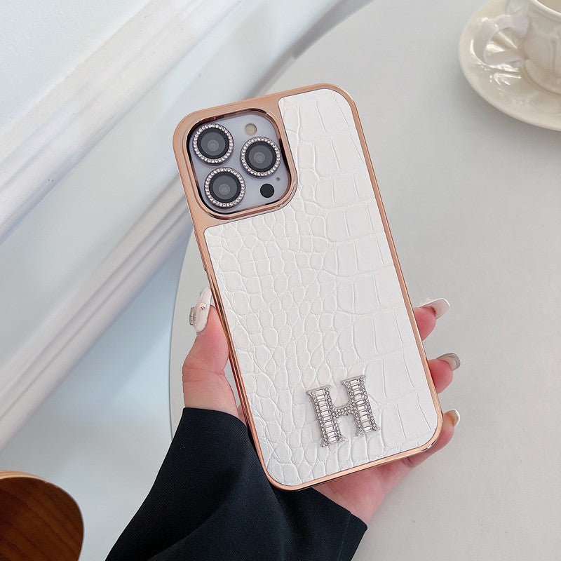 Klassische iPhone-Hülle aus Roségold mit Diamant-Logo