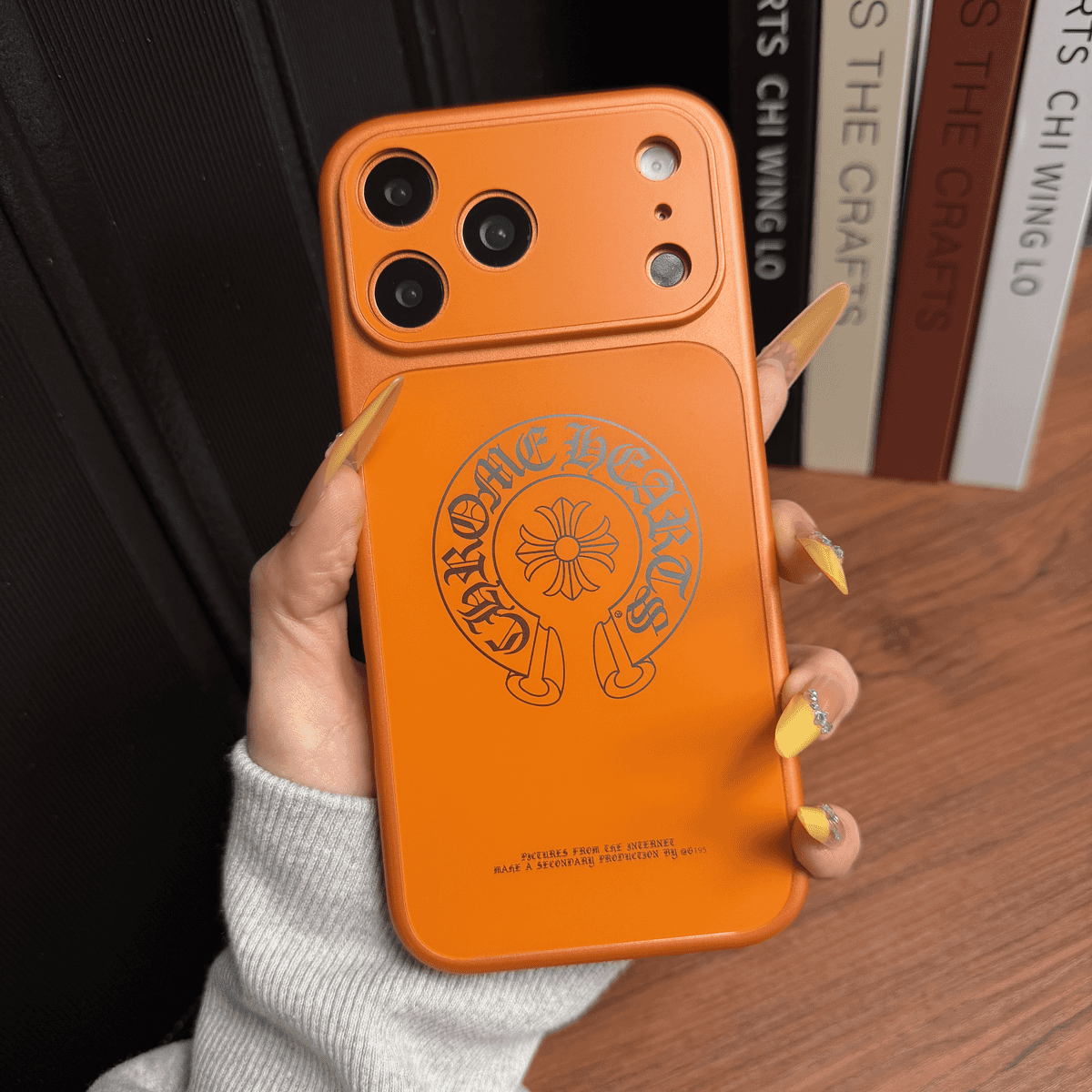 Chrome Hearts védő iPhone tok