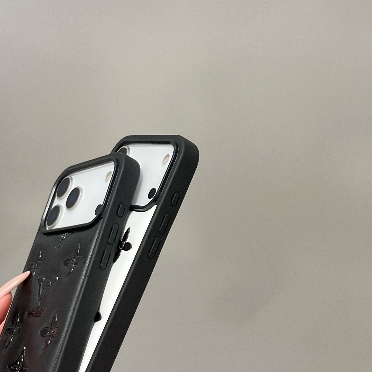 Luxuriöse Designer-iPhone-Hülle mit 3D-Prägung