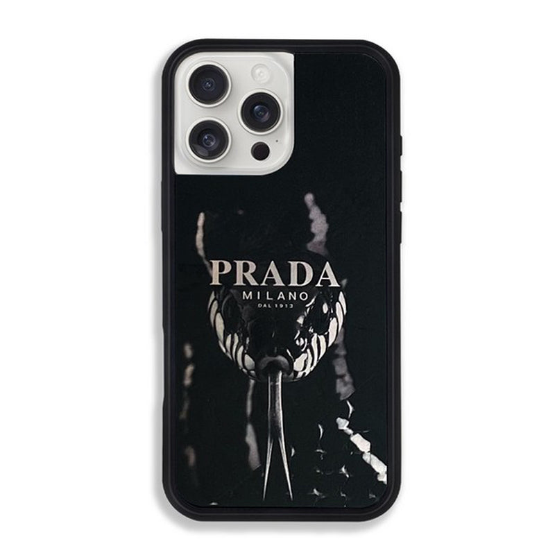 Luxusní černé pouzdro na iPhone