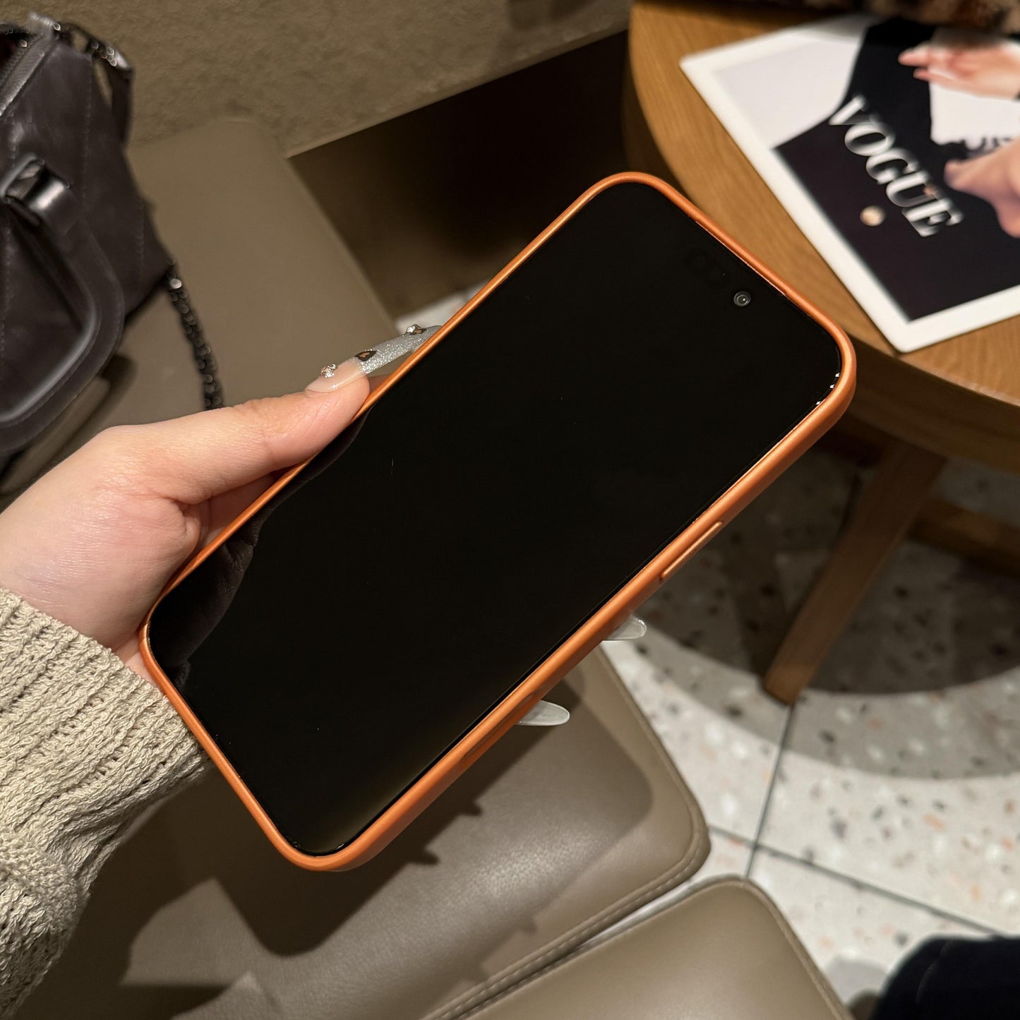 Luxusní embosované kožené ochranné pouzdro na iPhone