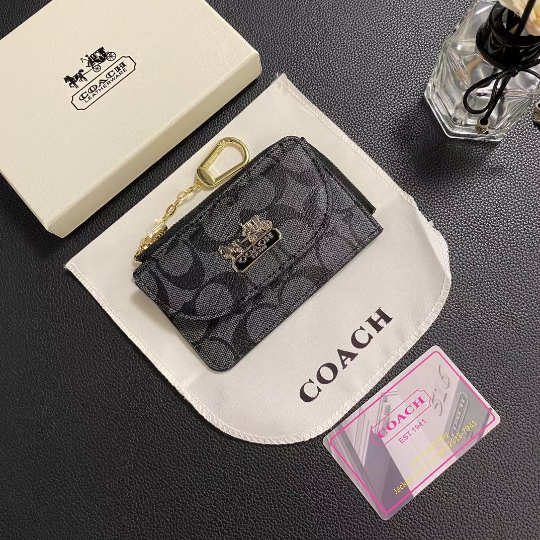 Πορτοφόλι Chic CO Timeless Classic Cardholder με κομψό σχεδιασμό