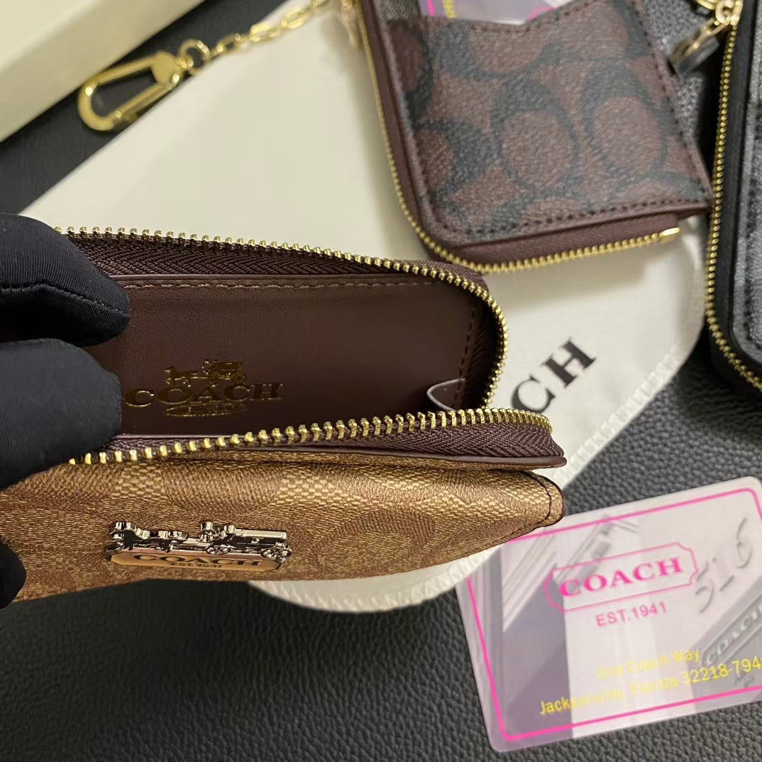 Πορτοφόλι Chic CO Timeless Classic Cardholder με κομψό σχεδιασμό
