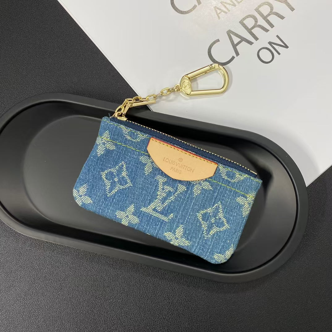 Pouch Boinn Monagram Só - Stylish & Sparán Keychain Dlúth