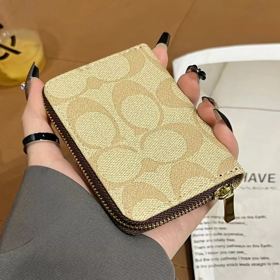 Lyxig MK & CO-Inspired Zipper Wallet Collection