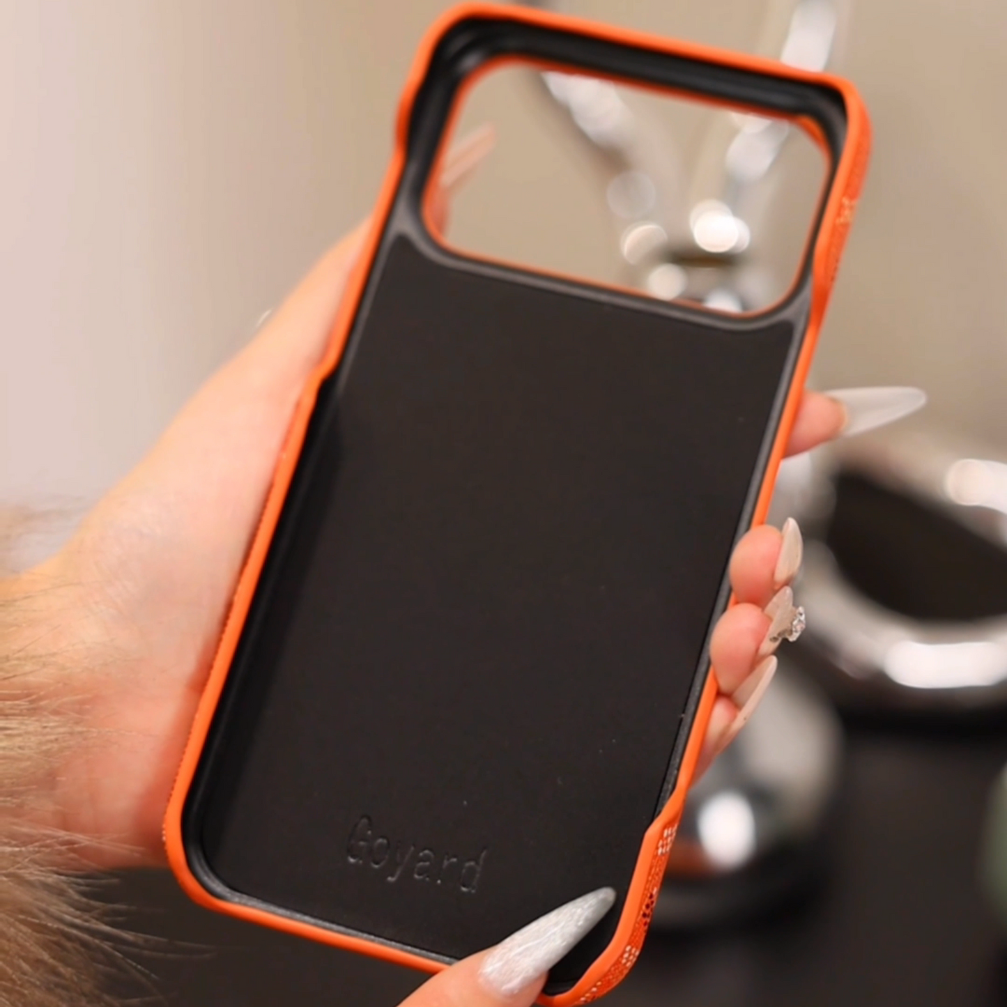 Coque iPhone orange texturée de luxe – Housse de protection élégante et résistante aux chocs