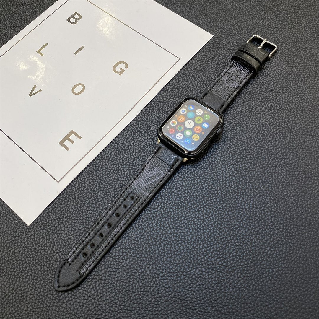 PASEK DO ZEGARKA APPLE SKÓRZONY MONOGRAM Z PRZESZYCIAMI