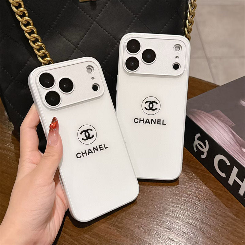 Cás iPhone Luxe Minimalist Clasaiceach - Eagrán Snasta Bán