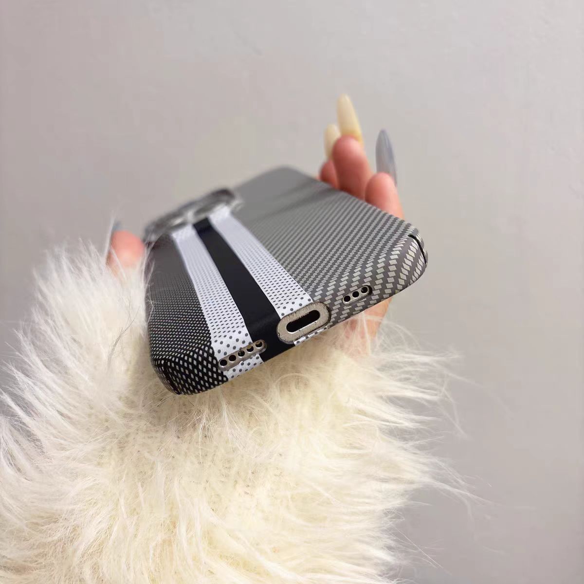 Minimalist Color-Block Carbon Fiber Pattern Phone Case