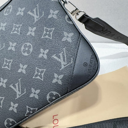 Klassinen Monogram Trio Messenger Bag - Muodikas must-Have 011