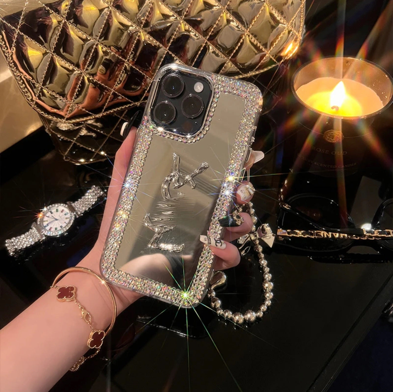 Glamouröse Kosmetikspiegel-iPhone-Hülle – Make-up-Stil für unterwegs!