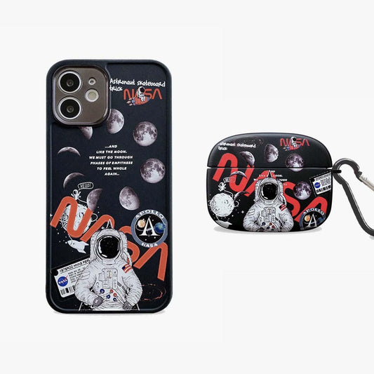 Custodia per telefono Astronauta nera in edizione limitata & Custodia per AirPods | Confezione da 2