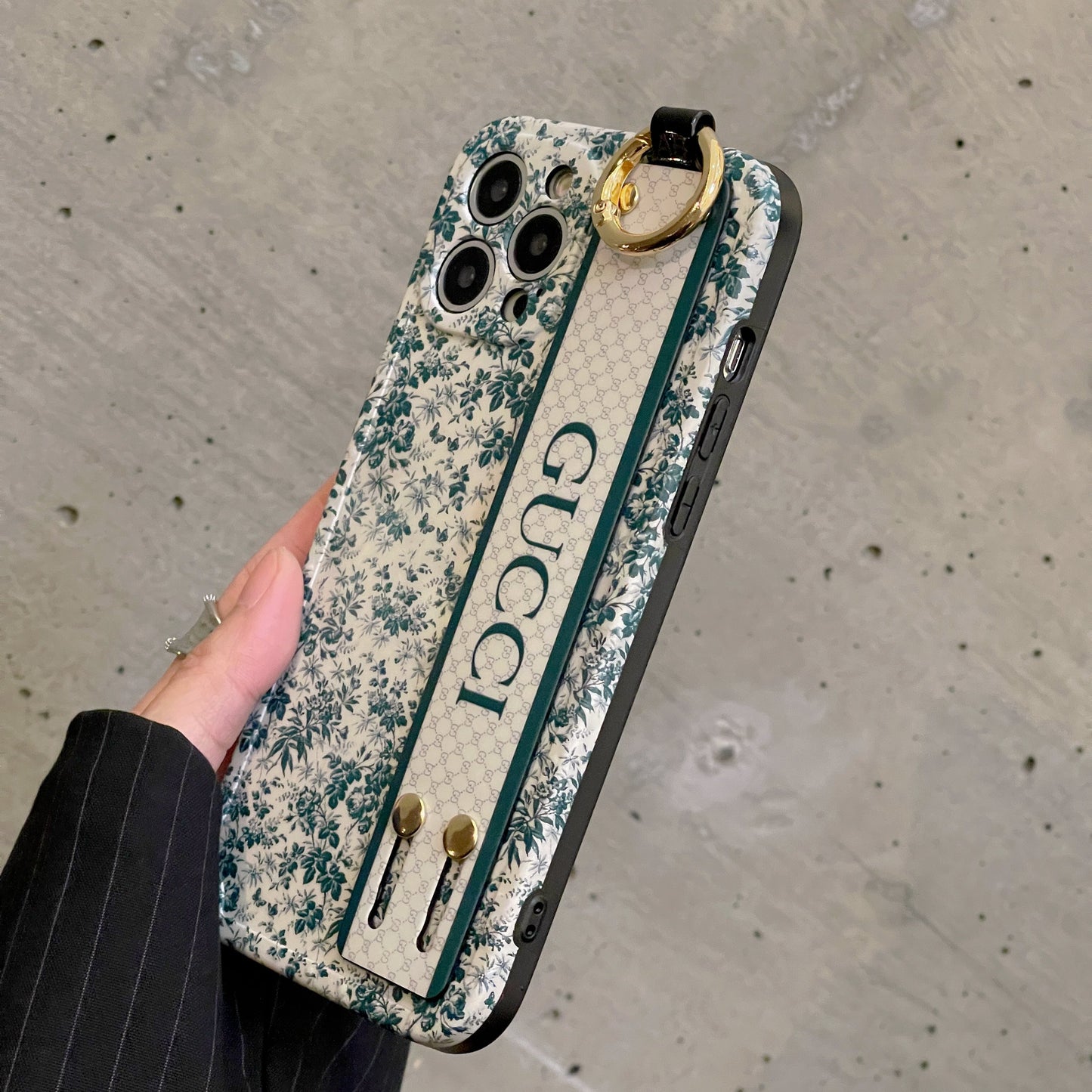 Wysokiej jakości etui na iPhone'a z opaską na nadgarstek