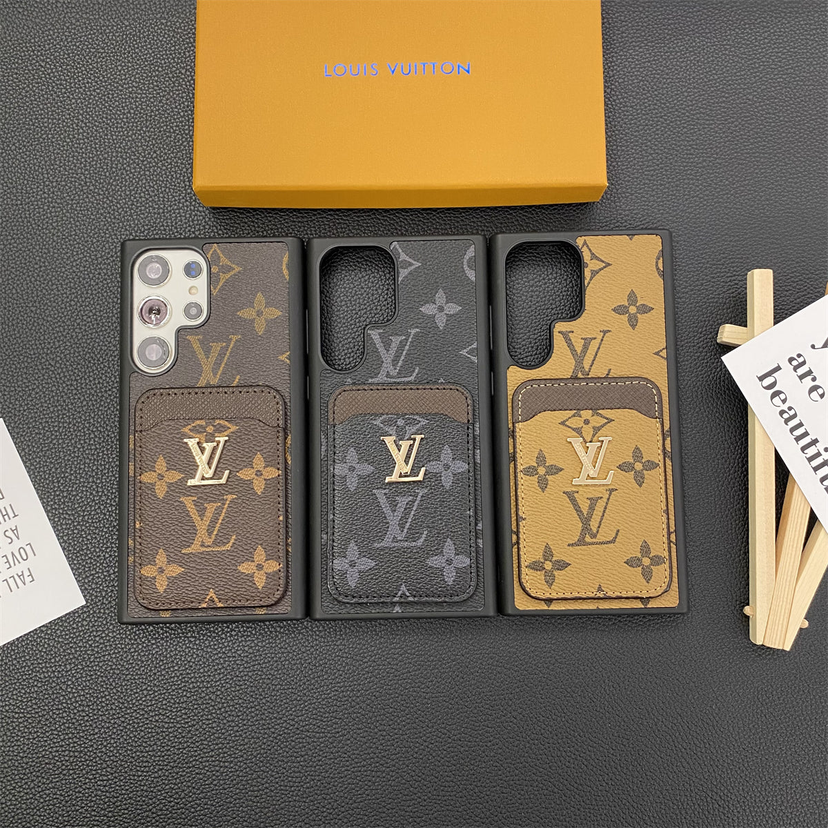CUSTODIA PER TELEFONO SAMSUNG GALAXY PETITE MALLE PORTA CARTE IN TELA MONOGRAMMA