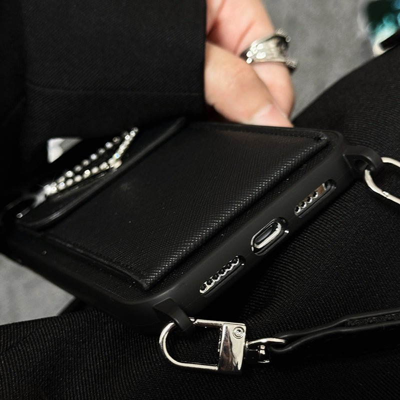Luxuriöse iPhone-Hülle aus Leder zum Umhängen
