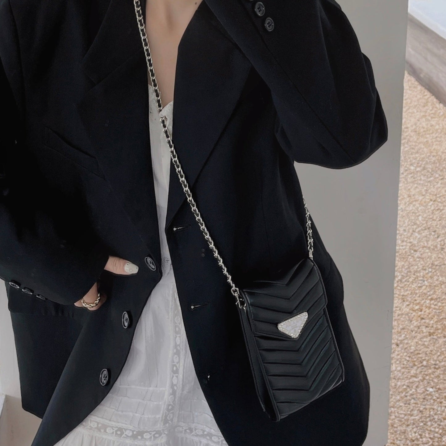 Skórzana torba na telefon typu crossbody