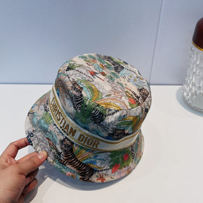 ClassicVintage Jungle Tiger Bucket Hat