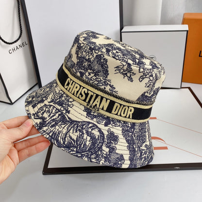 Classic Vintage Embroidered Webbing Pattern Bucket Hat