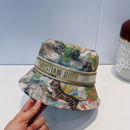 ClassicVintage Jungle Tiger Bucket Hat