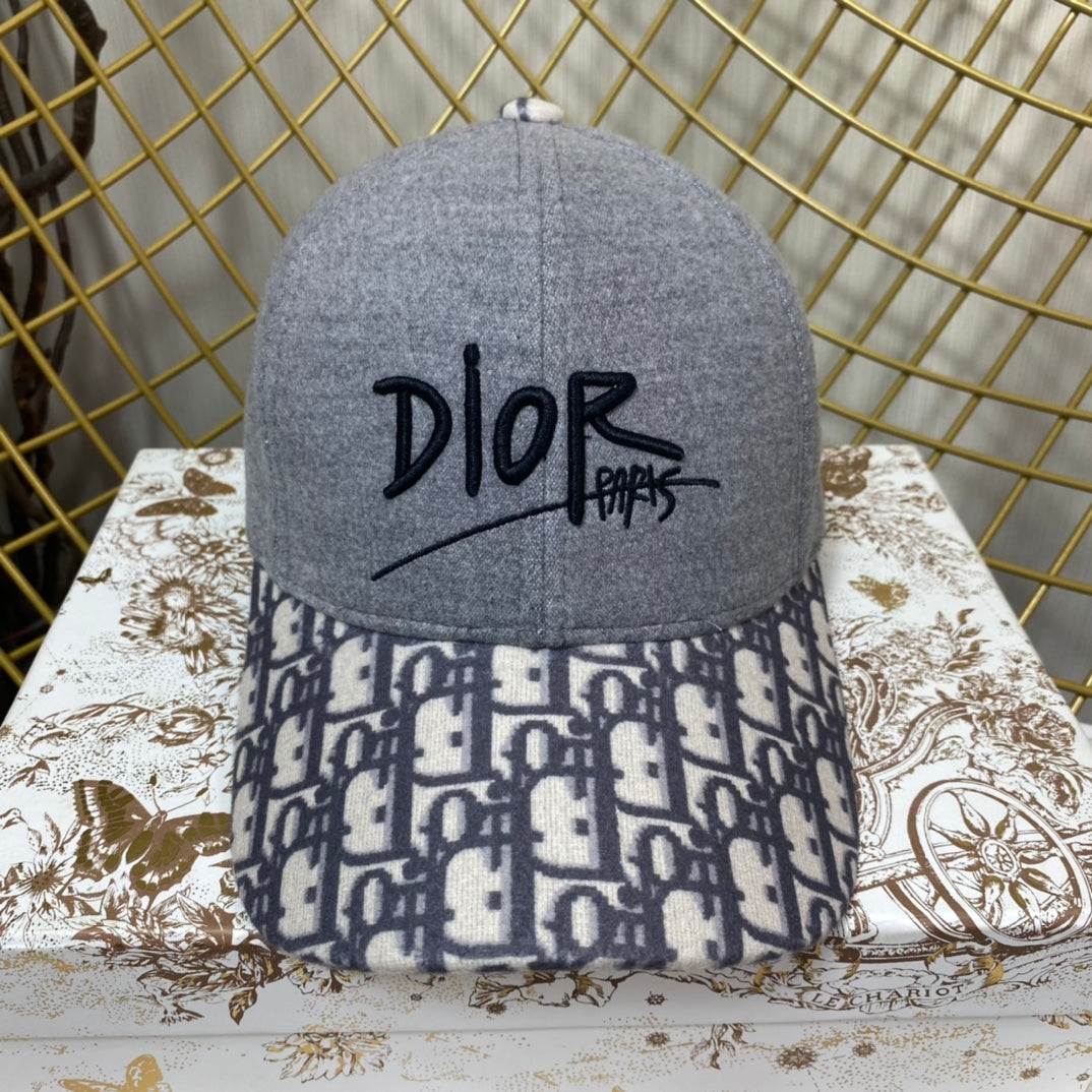 Vintage Oblique Wool Baseball Cap | Luxury Designer Hat