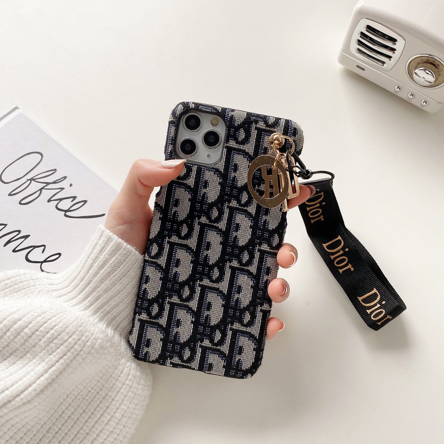 Mode etui til iPhone med rem Sort-GS240315