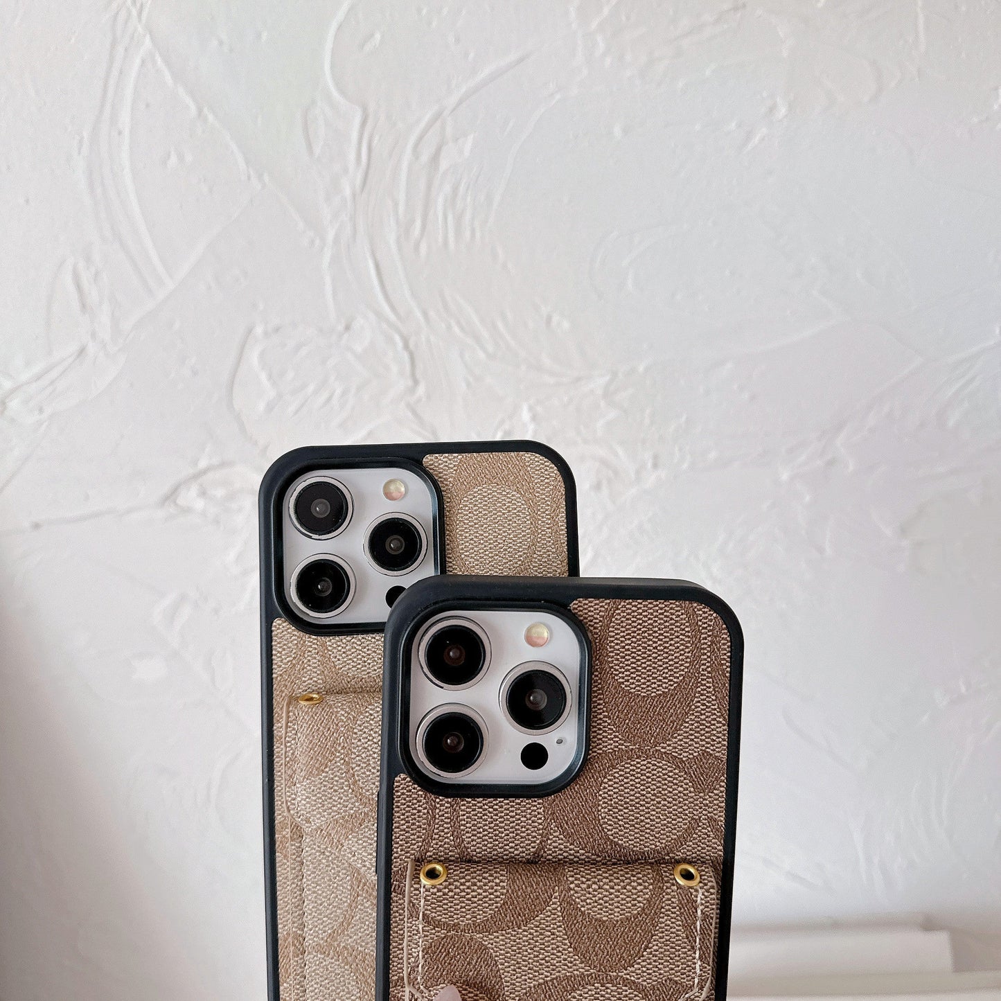 Funda Clásica Para iPhone Con Tarjetero Y Correa Marrón Claro -SJ240513