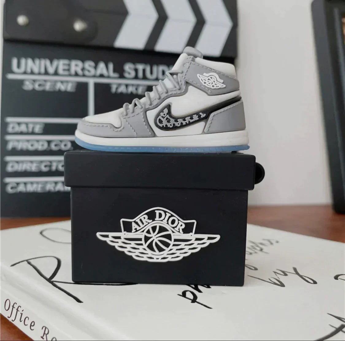 Pouzdra na sluchátka Nike\Dior AirPods