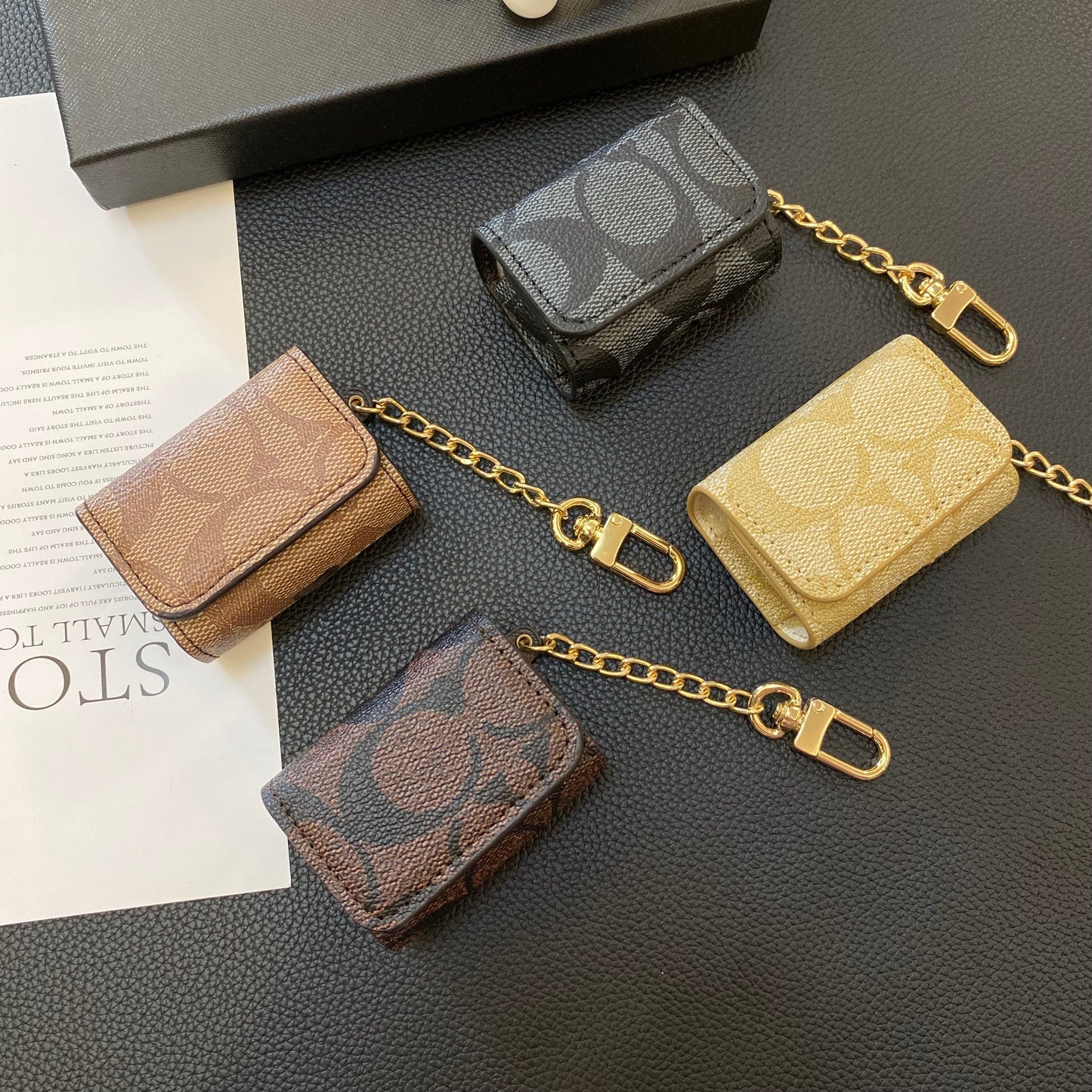 Estojos luxuosos para AirPods Coach Marrom escuro-YH240425