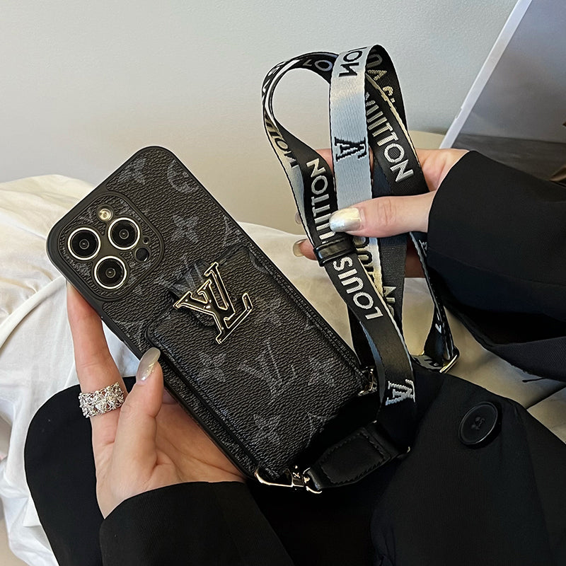 حقيبة بطاقات فاخرة بسلسلة سوداء لهاتف iPhone