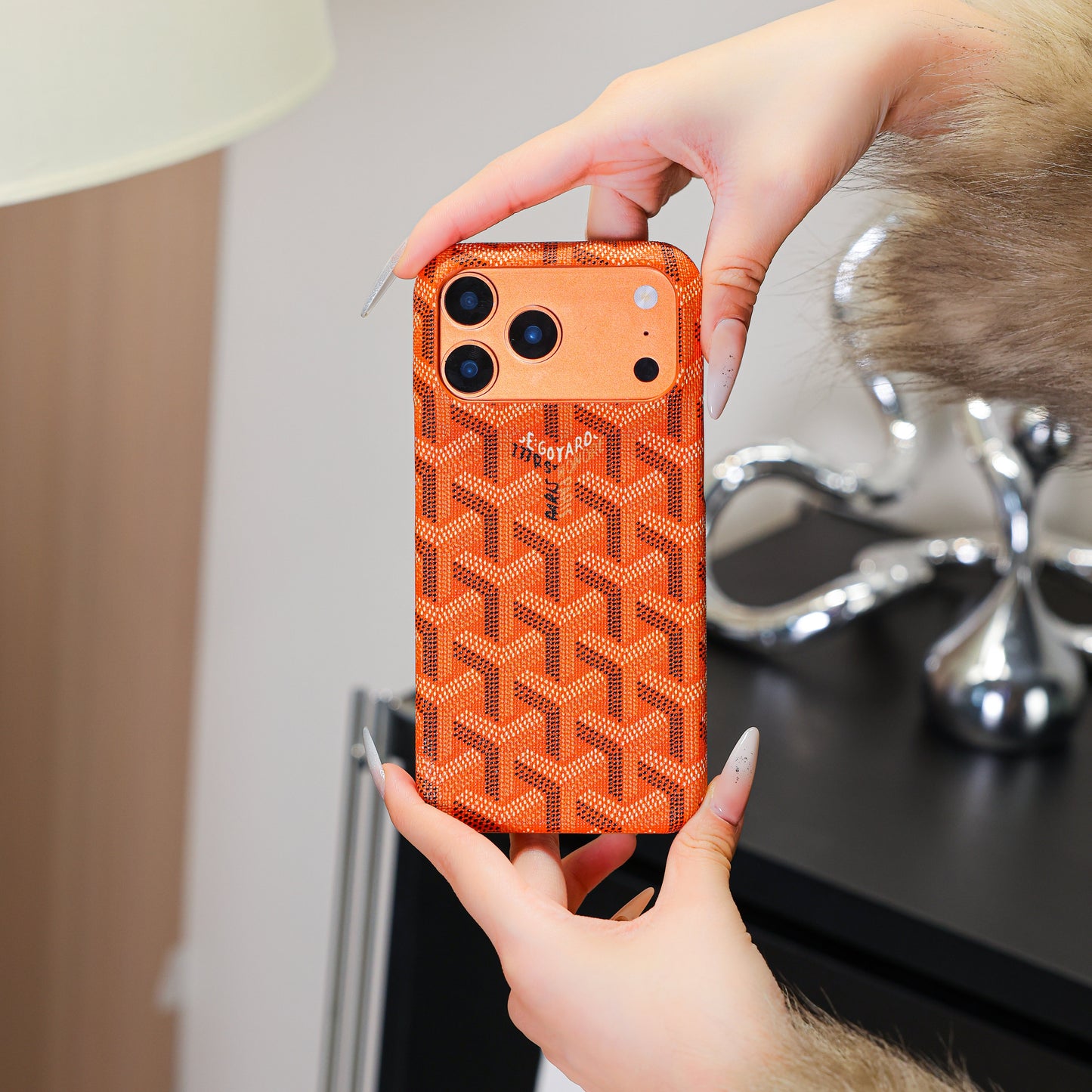 Coque iPhone orange texturée de luxe – Housse de protection élégante et résistante aux chocs