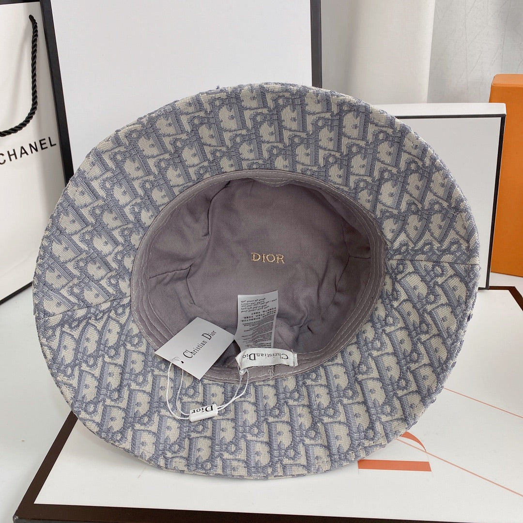 Vintage Oblique Logo Jacquard Bucket Hat for Men & Women