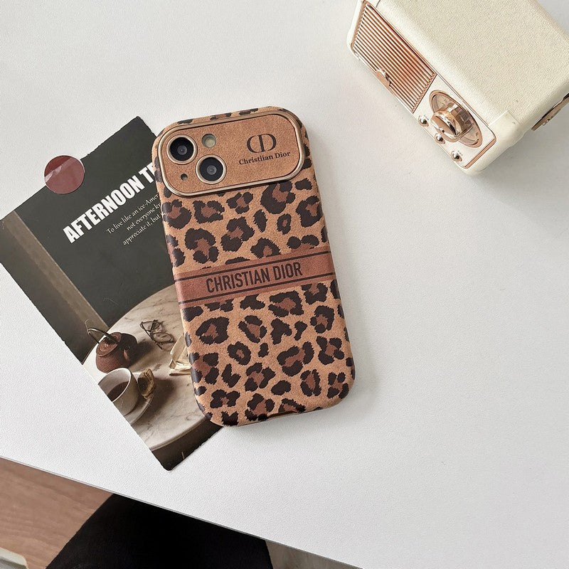 Módní hnědé kožené pouzdro na iPhone