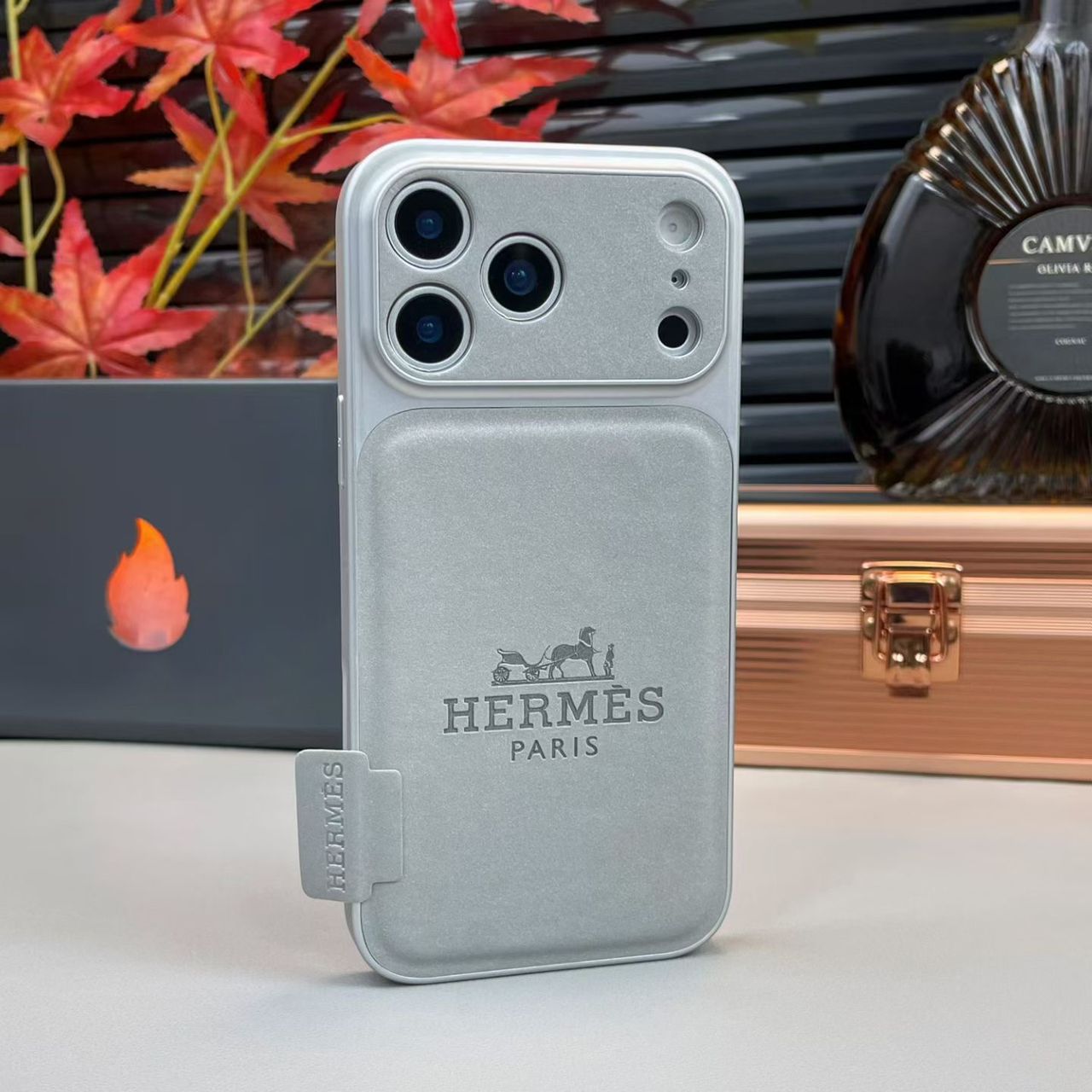 Cás iPhone Leathar Préimh Classices - Cosaint só