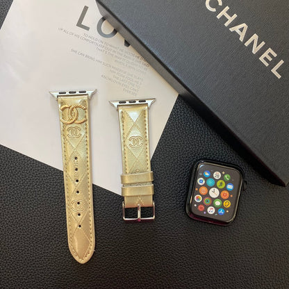 Lesklý kožený řemínek Apple Watch Luxusní kovové logo