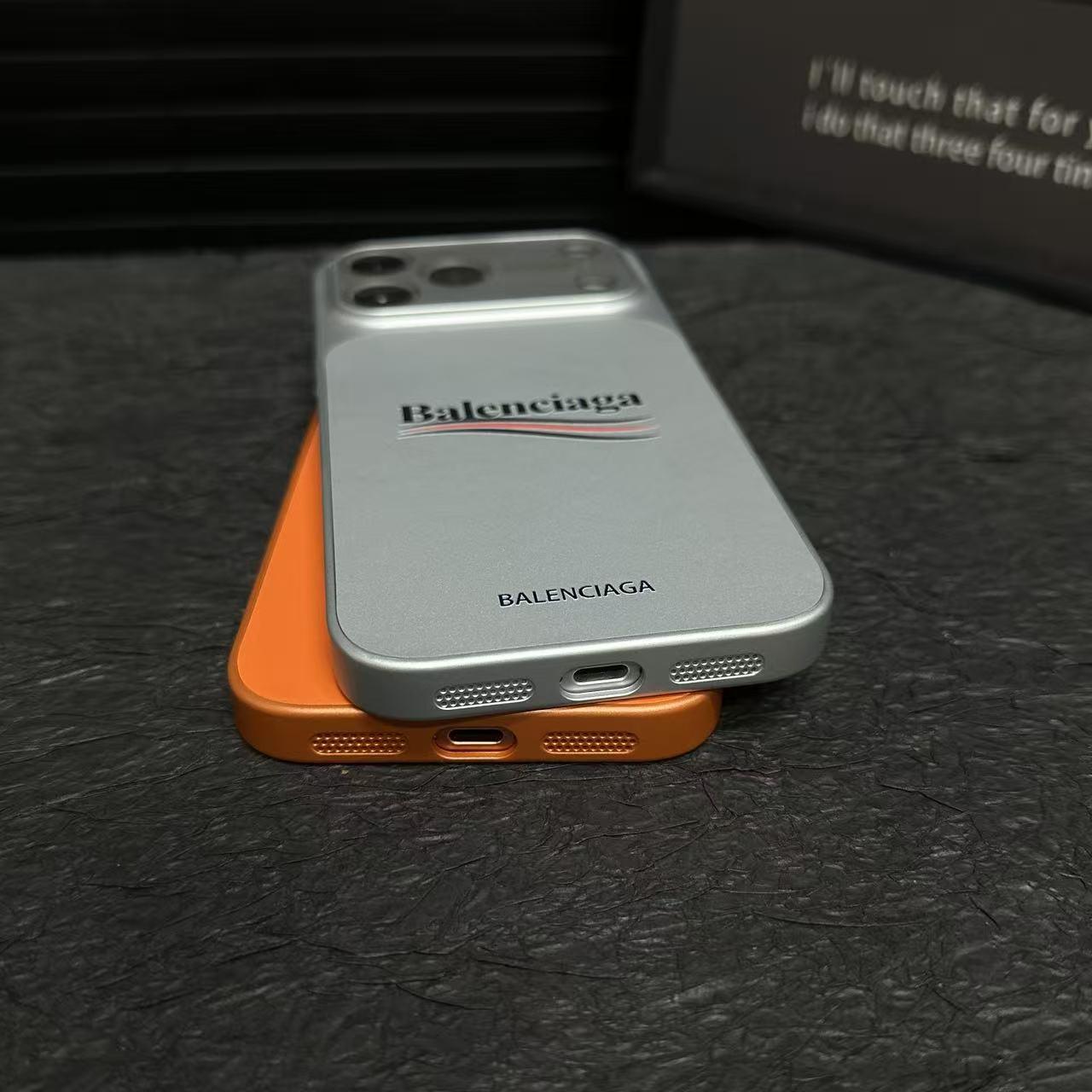 Coque de protection mate pour iPhone inspirée de Balenciaga avec protection intégrale des objectifs