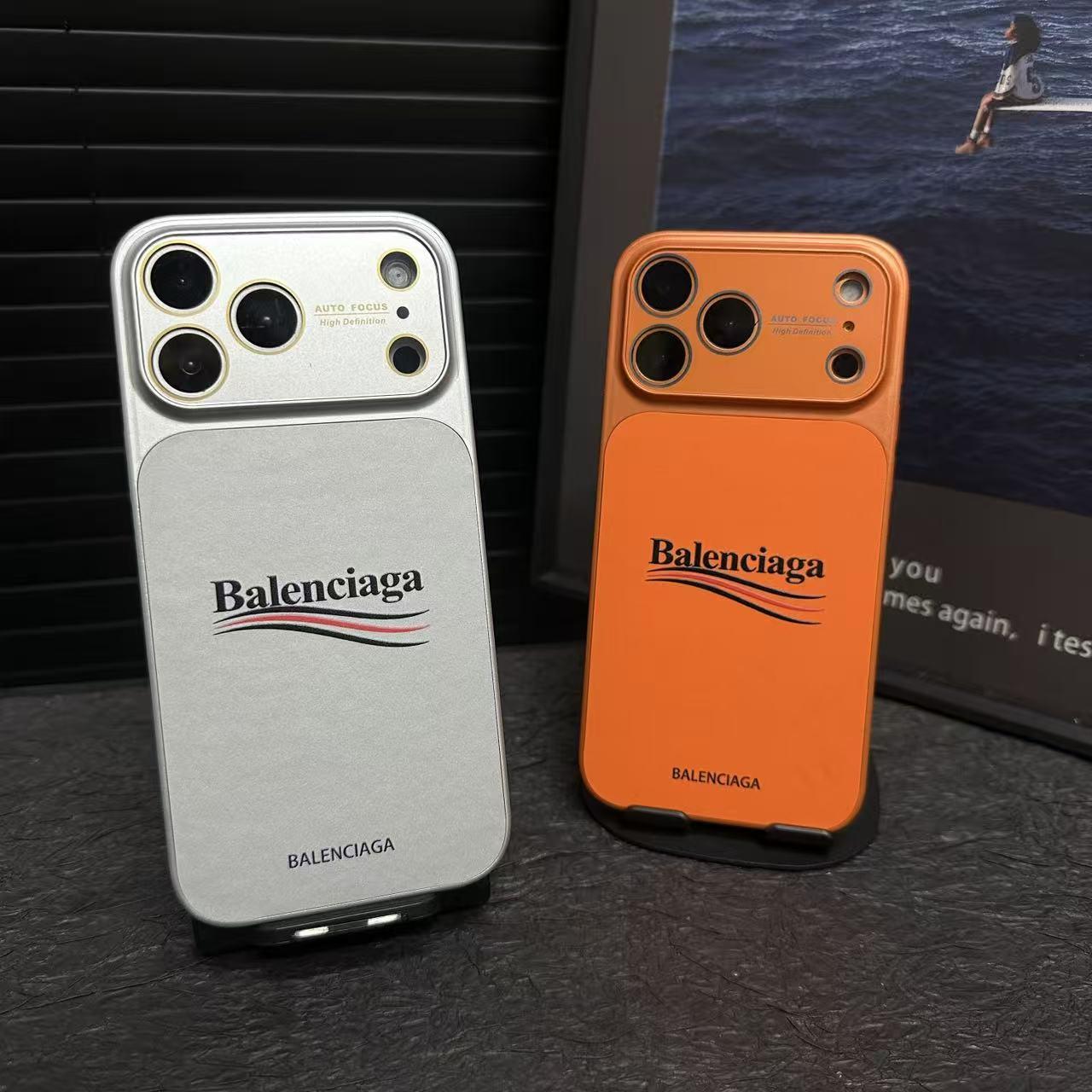 Coque de protection mate pour iPhone inspirée de Balenciaga avec protection intégrale des objectifs