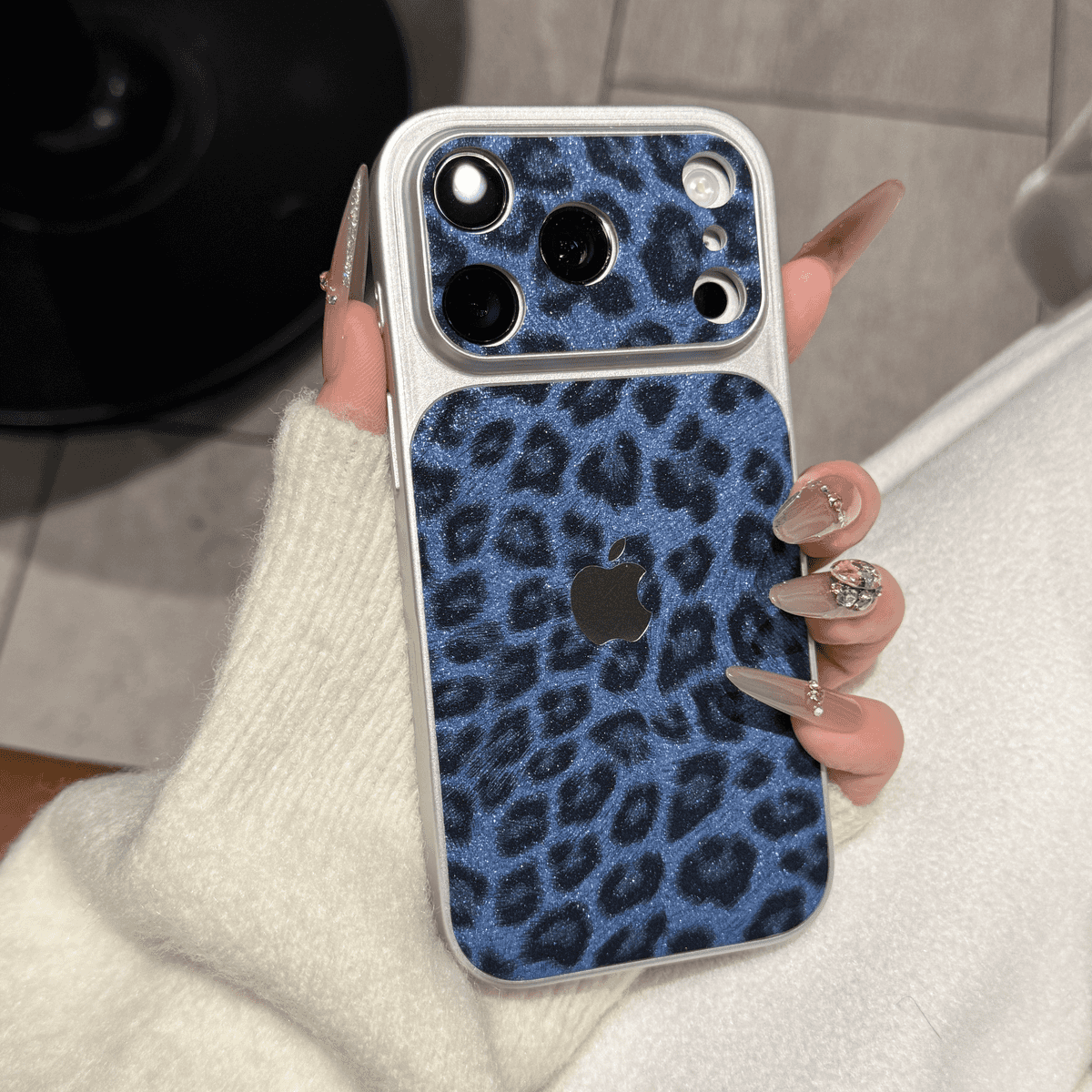 Leopardprint glittertelefonetui — funklende beskyttelse med elegant design
