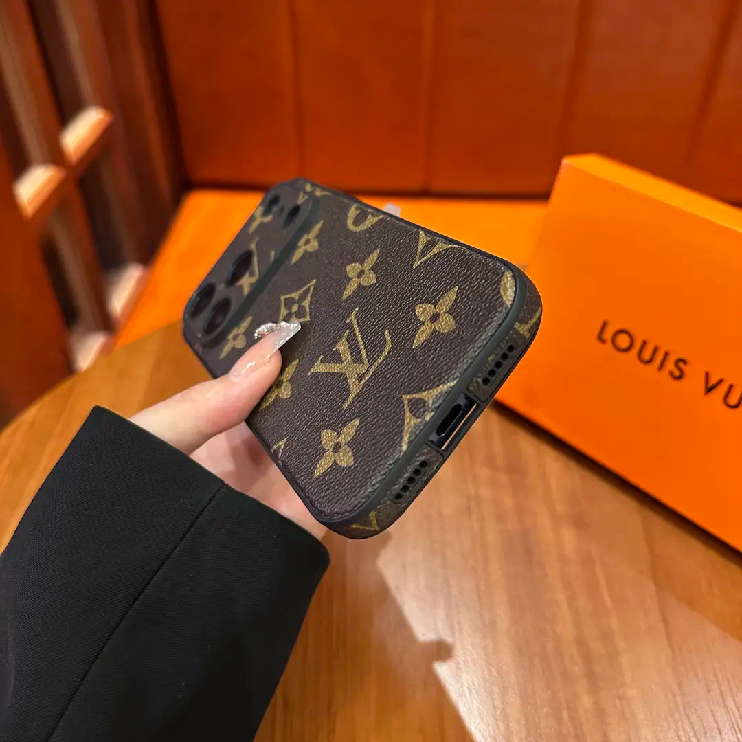 Prémiové vzorované kožené ochranné pouzdro pro iPhone – Slide Camera Cover Design
