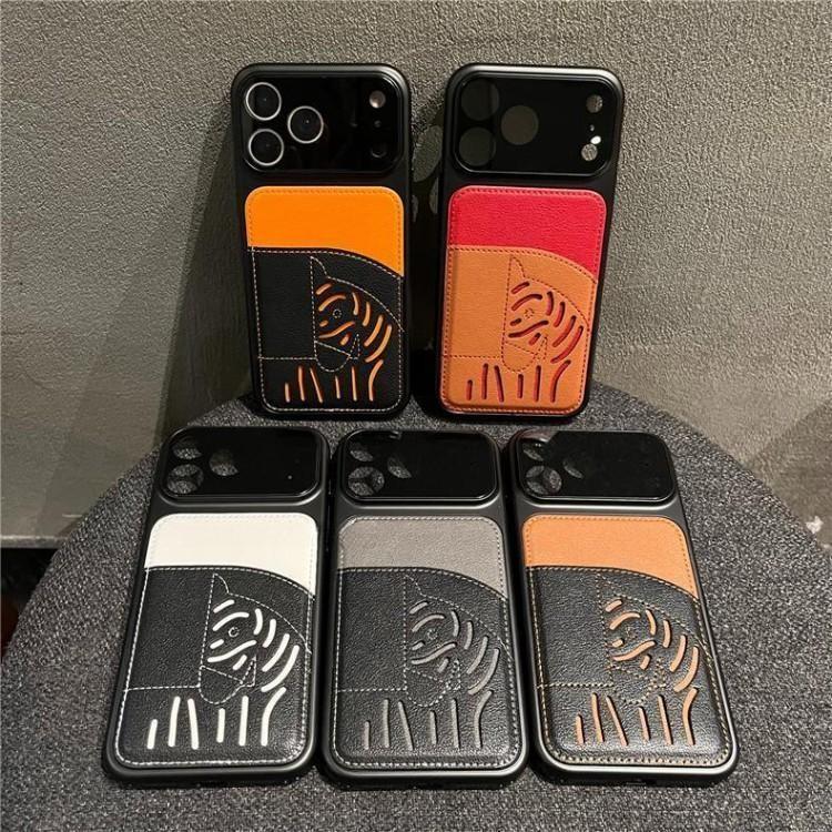 2026 Neue Premium-Leder-iPhone-Hülle mit Kartenfach – limitierte Auflage „Jahr des Pferdes“.