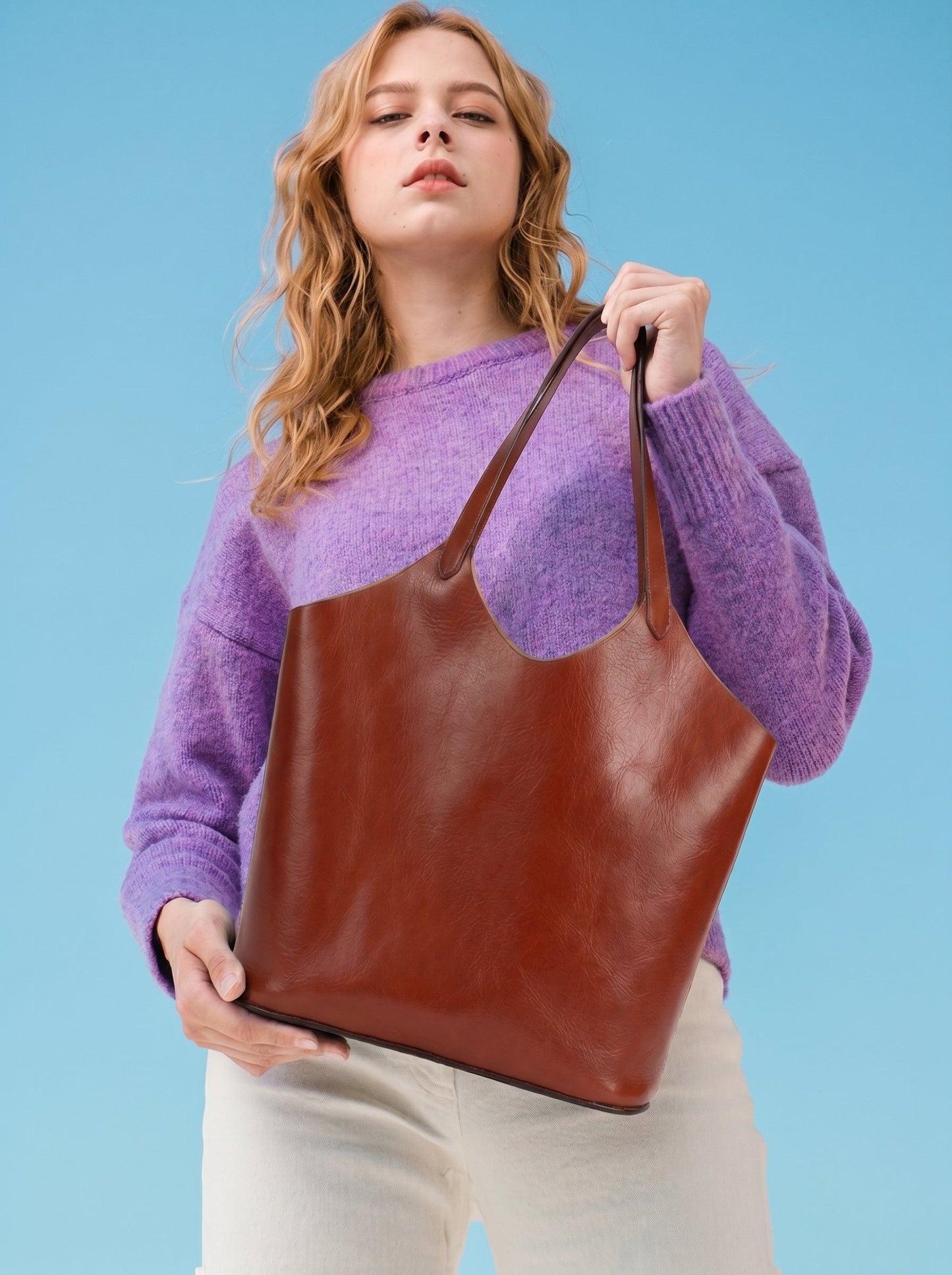 Borsa tote minimal in pelle: stile quotidiano senza sforzo