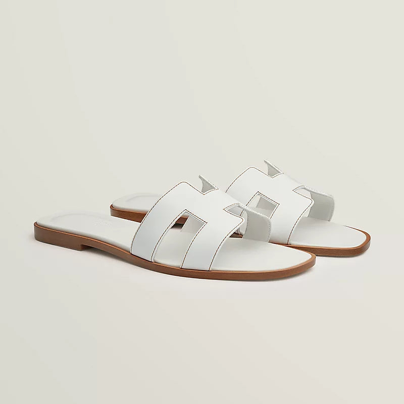 Minimal Double H Logo Slides – Minimal schicke Sandalen