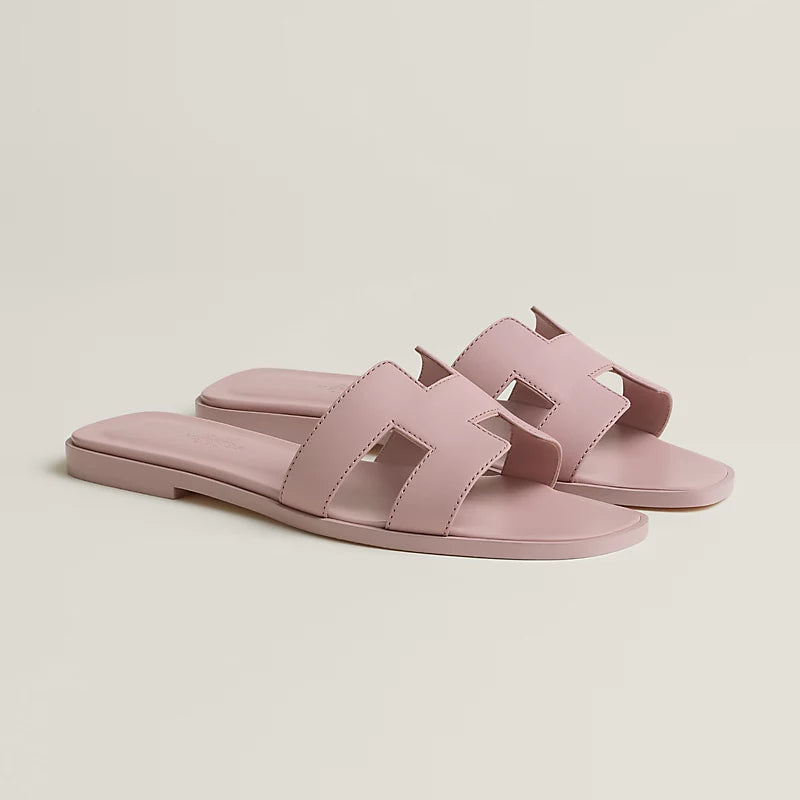 Minimal Double H Logo Slides – Minimal schicke Sandalen
