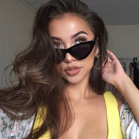 Nové Retro módní sluneční brýle Ženy Značka Návrhář Vintage Cat Eye Černá Bílá Sluneční brýle Dámská Dáma UV400 Oculos