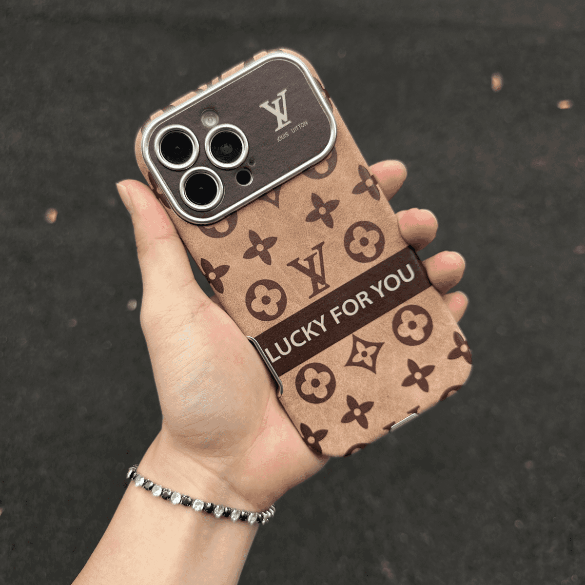 Luxusní hnědé & černé kožené pouzdro na iPhone